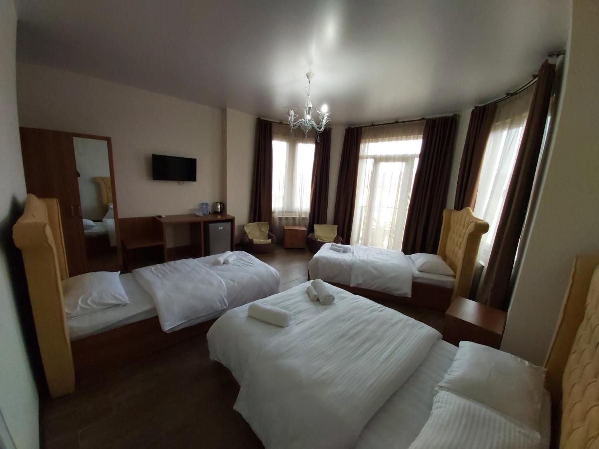 Hotel Maria Batumi Exterior photo