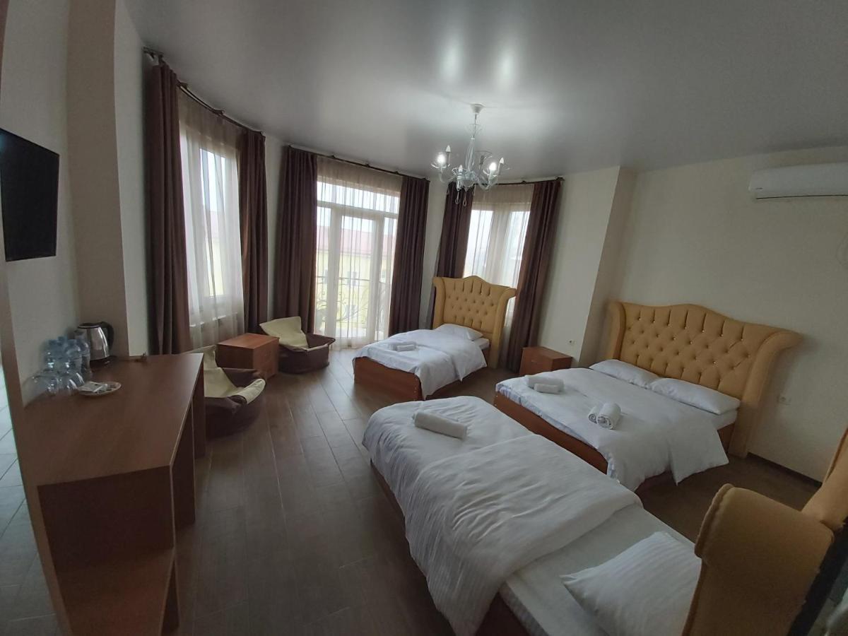 Hotel Maria Batumi Exterior photo