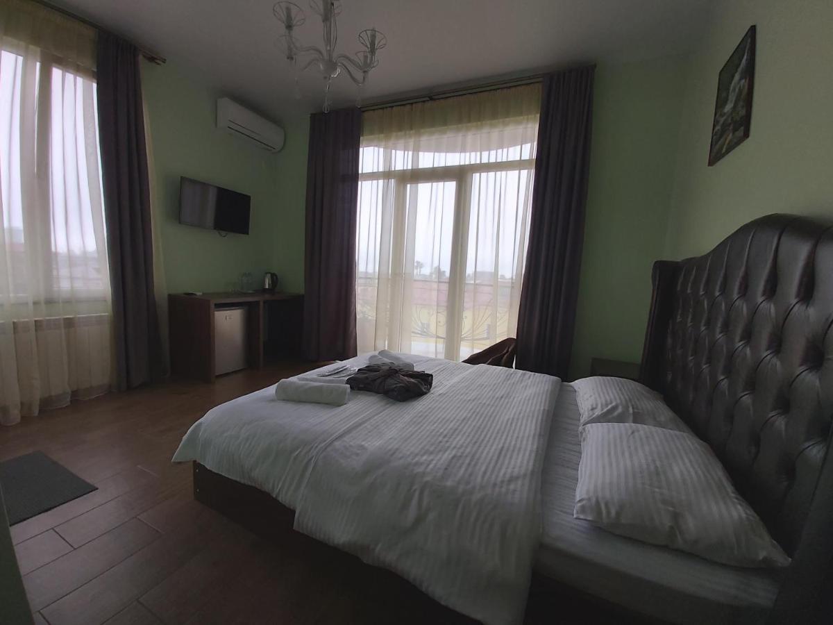 Hotel Maria Batumi Exterior photo