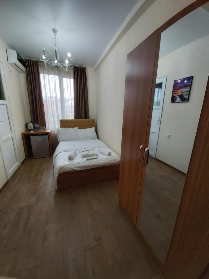 Hotel Maria Batumi Exterior photo
